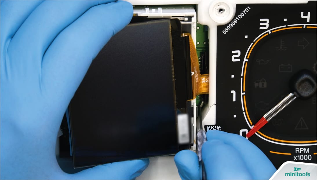 How to connect the FPC of the new LCD display of Fiat Panda II 319 instrument panel
