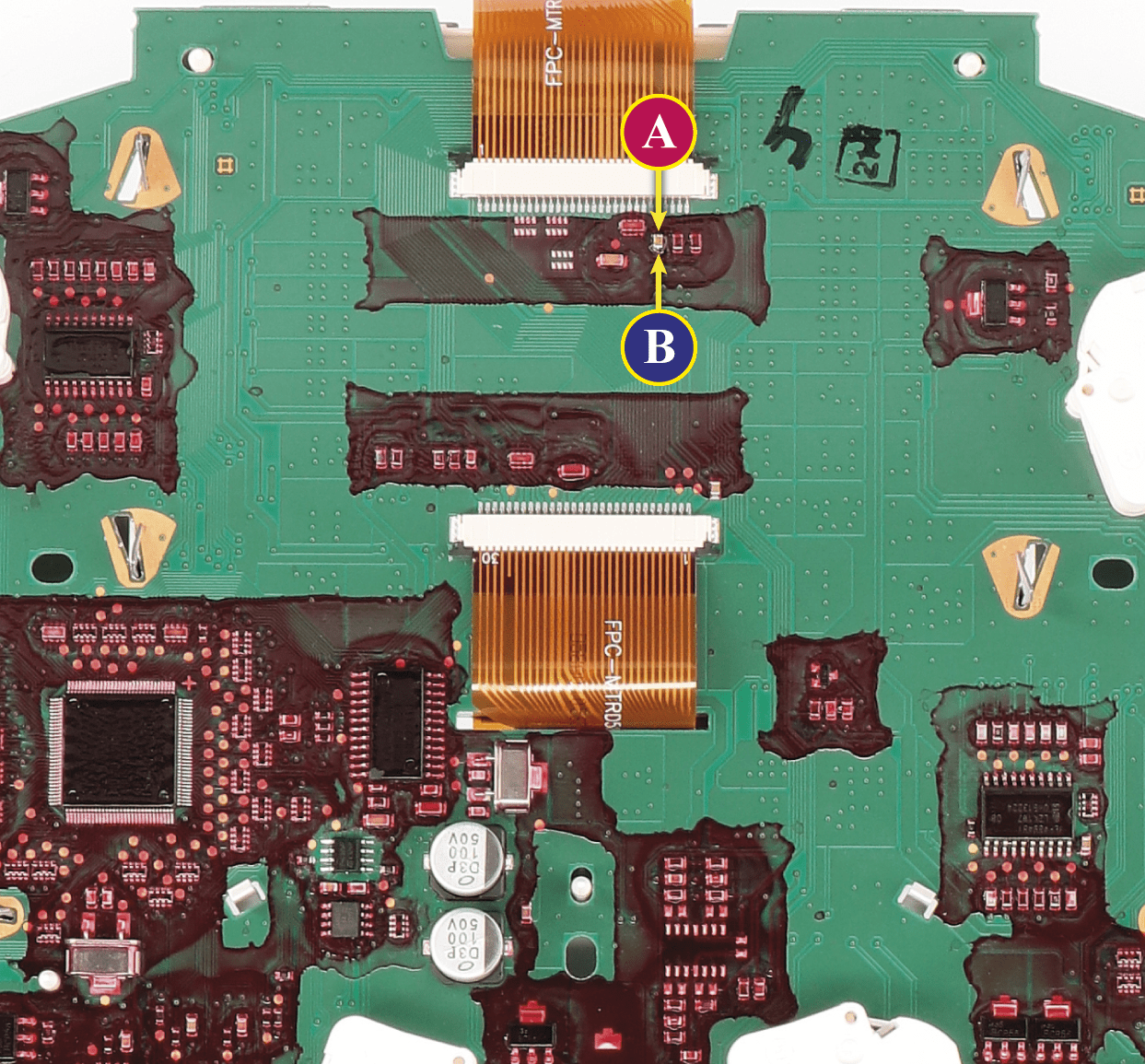 Where to measure the voltage on the printed circuit board of DAF CF / LF / XF speedometers