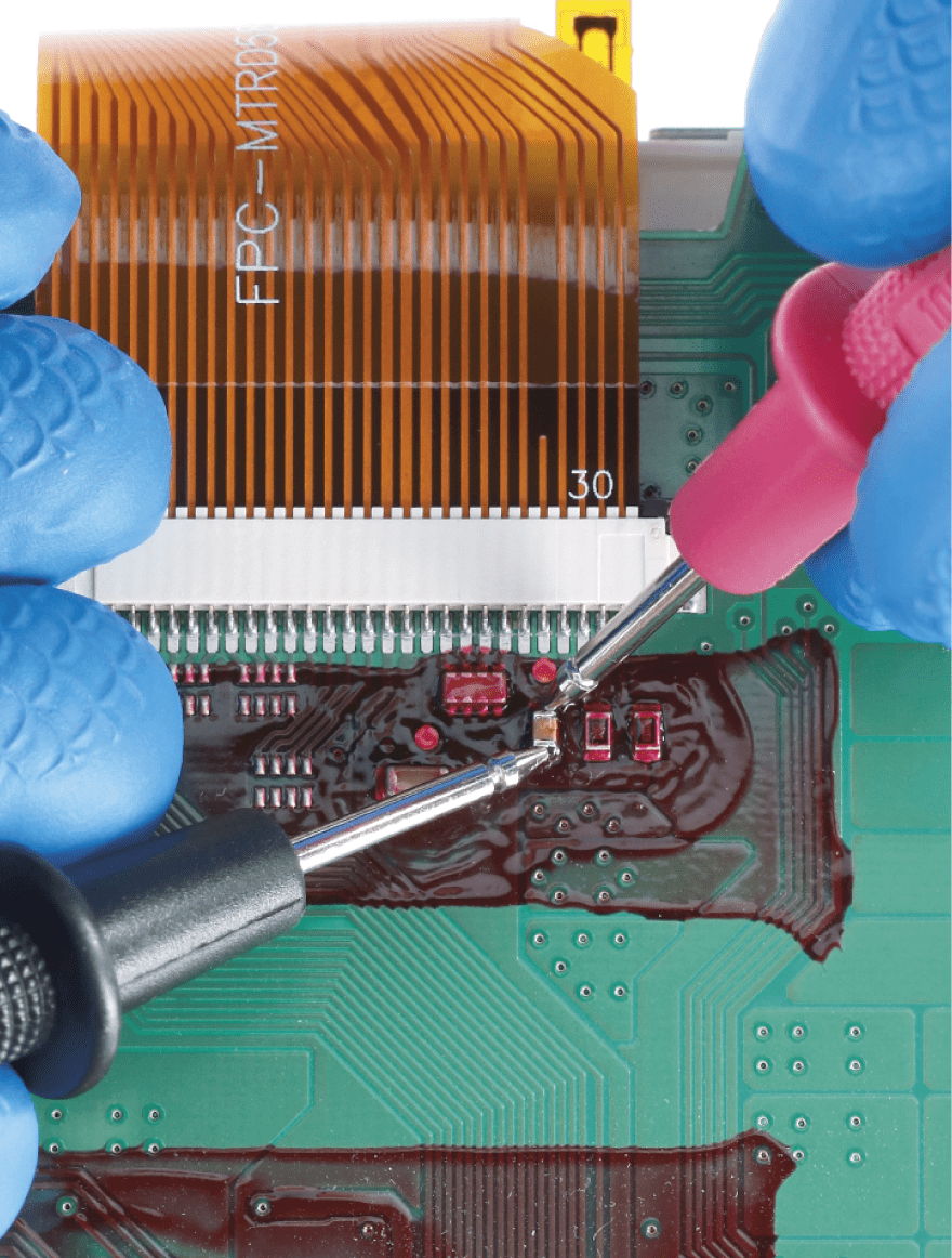 How to measure the voltage on the printed circuit board of DAF CF / LF / XF instrument clusters
