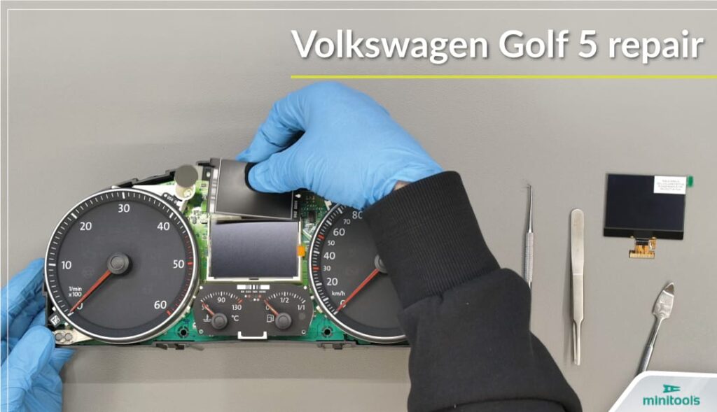 How to replace Golf mk5 multi-function display