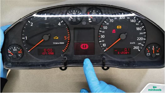 Audi A3, A4, A6, TT instrument clusters after following Minitools guide for repairing
