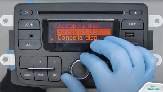 Solution for functions knob issue of Renault and Dacia standard radio cd player